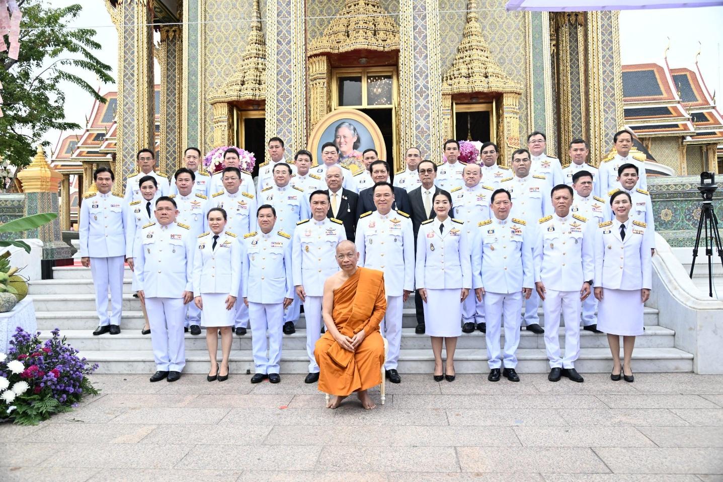 มท. ครบรอบ 133 ปี ทอดผ้าป่าสมทบกองทุนพัฒนาเด็กชนบทในพระราชูปถัมภ์ฯ