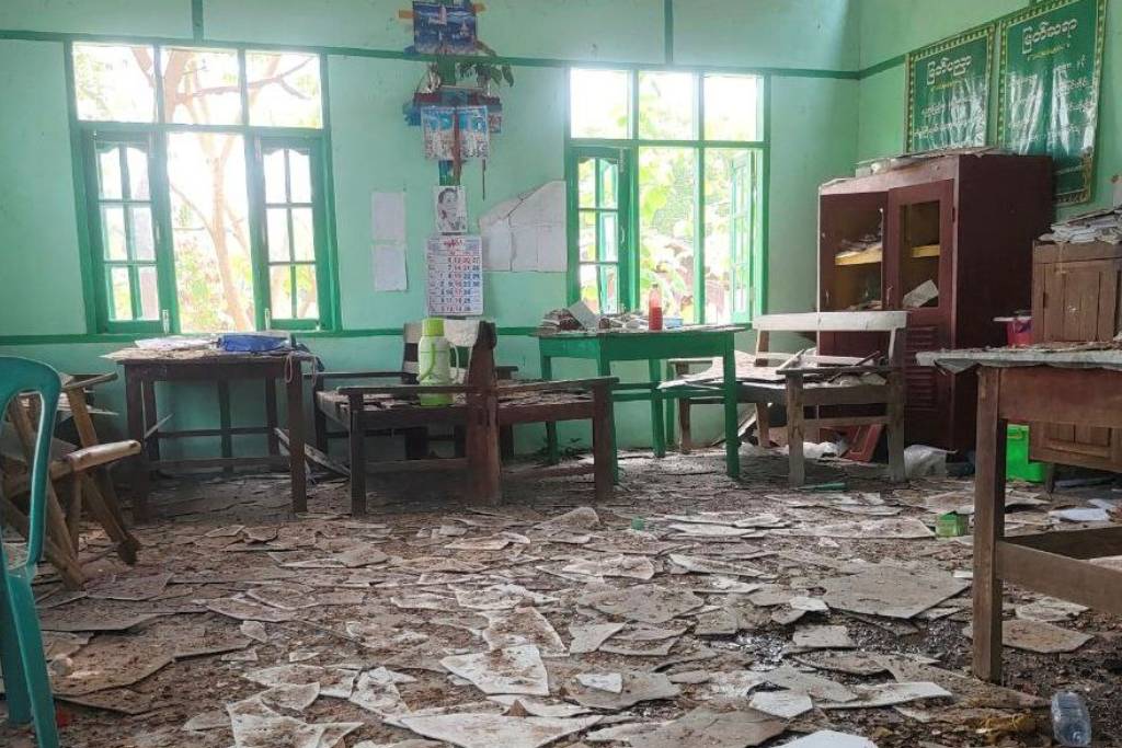 กองทัพพม่าถล่มทางอากาศใส่โรงเรียน นร.-ครูดับอย่างน้อย 22 ศพ