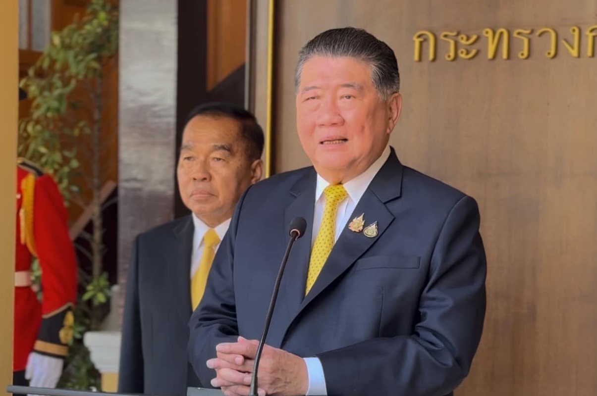 ภูมิธรรมมองภูเก็ตไม่ค่อยเชื่อมโยง 3 จว.ชายแดนใต้ หลังพบมอ’ไซค์ติดระเบิดที่สนามบิน
