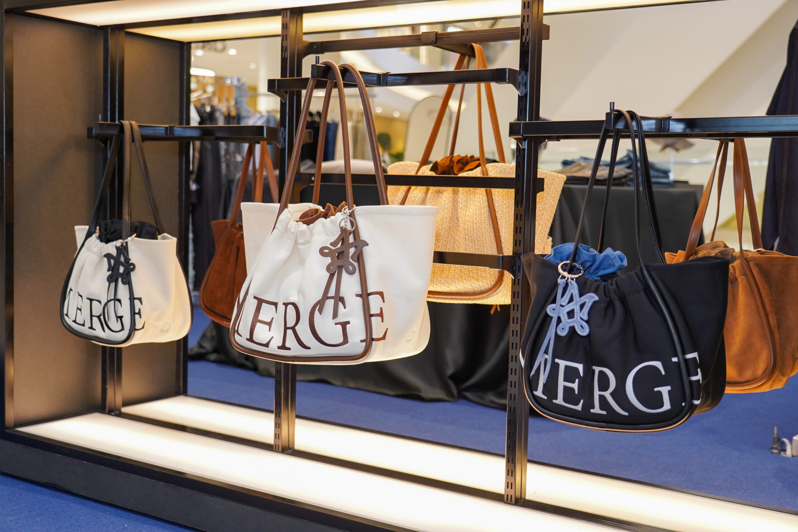 Merge x ไอคอนสยาม ปรากฏการณ์แฟชั่นครั้งใหม่ ชูความเป็นไทย-ความหลากหลาย