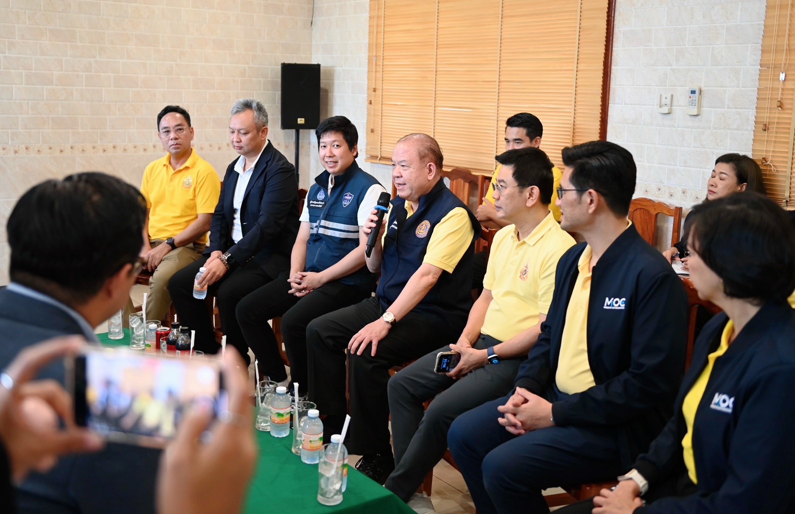 “พิชัย” ล้อมวง “หอการค้า-สภาอุตฯ อุดรธานี” ผลักดันค้าชายแดนและท่องเที่ยว