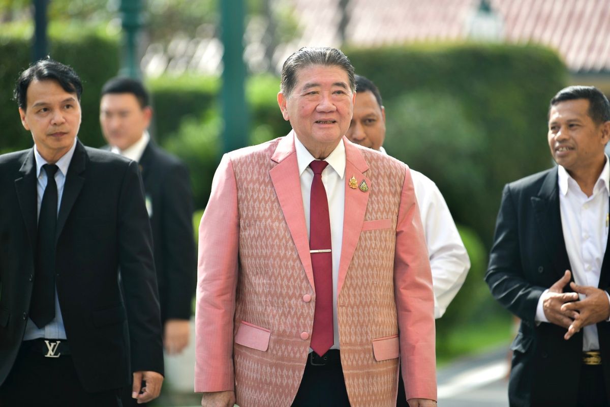ภูมิธรรม เผย งบฯ 4.2 หมื่นล้านต้องกระตุ้นเศรษฐกิจ เปรยยังไม่เห็นวาระแต่งตั้งผู้ว่าการเข้า ครม.