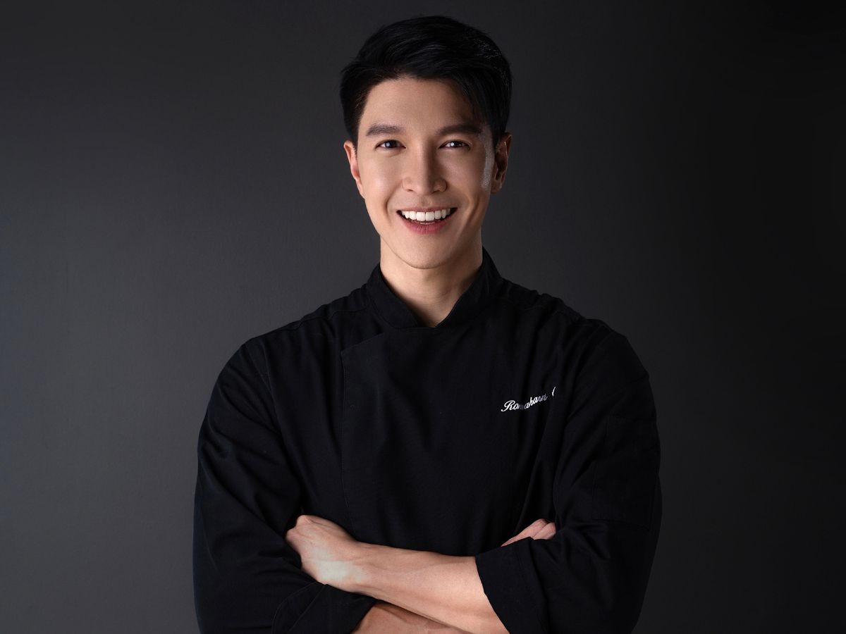 “เชฟบูม” รณหาญ จงวิวัฒน์จิตต์ ทายาทรุ่น 3 คั่วไก่ชลธิชา หนุ่มไฟแรง มากความสามารถ