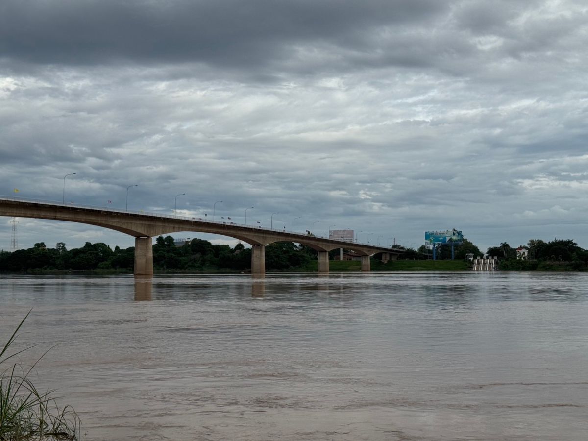 ชลประทานหนองคาย เร่งพร่องน้ำเตรียมรับมือพายุ “วิภา”