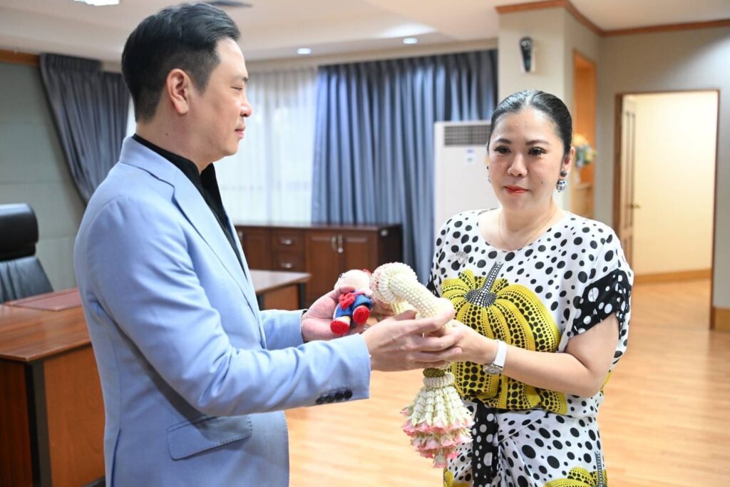 สรวงศ์ เทียนทอง