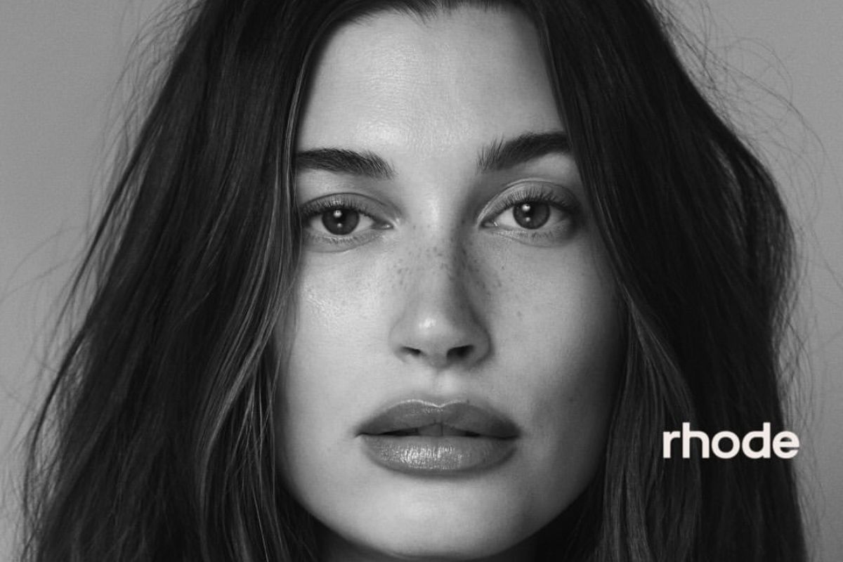“Rhode” ของ Hailey Bieber เข้า Sephora ในที่สุด