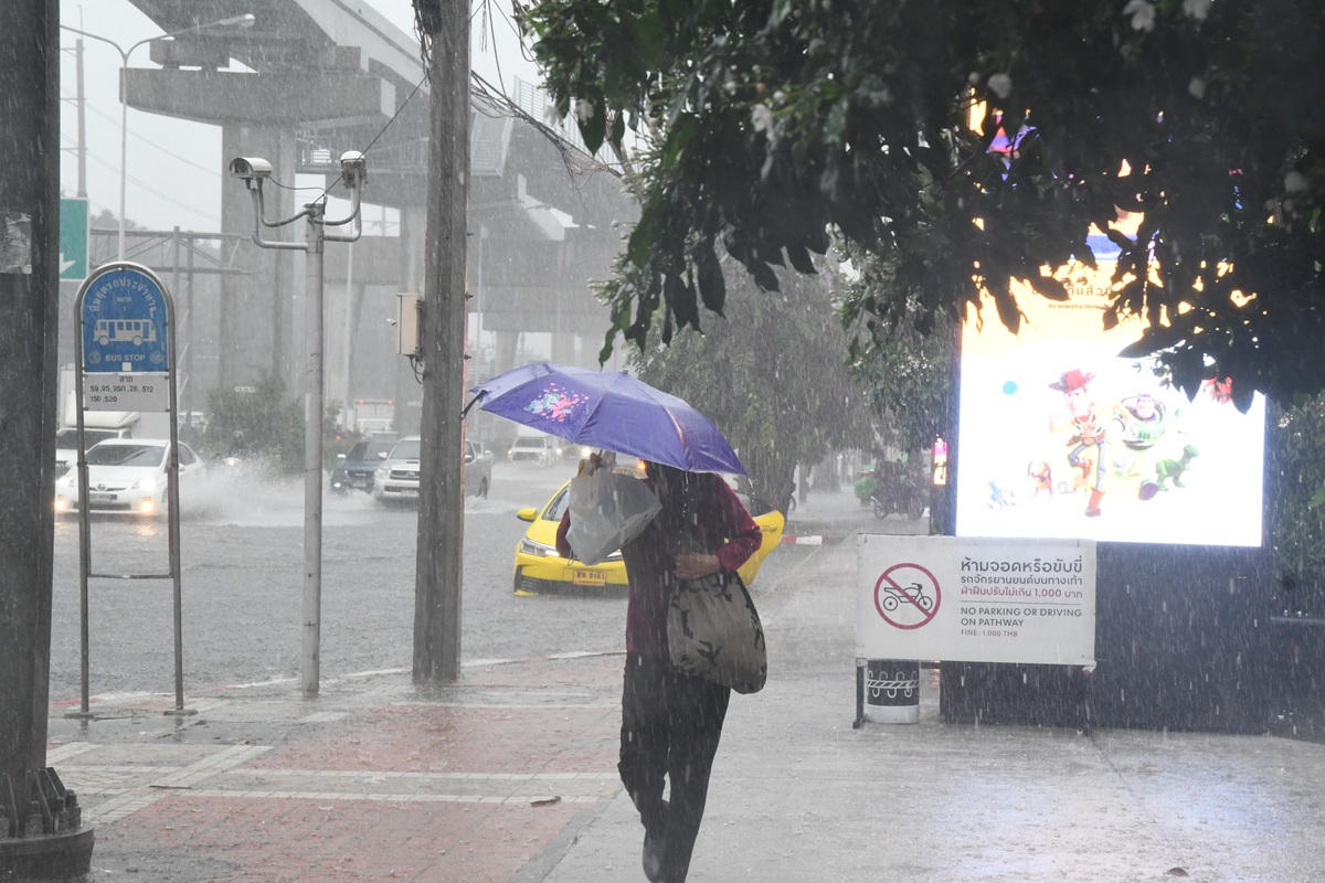 สภาพอากาศวันนี้ (28 มิ.ย.) ทั่วไทยมีฝน-ตกหนักบางแห่ง กทม.-ปริมณฑล ฝนฟ้าคะนอง 60% ของพื้นที่