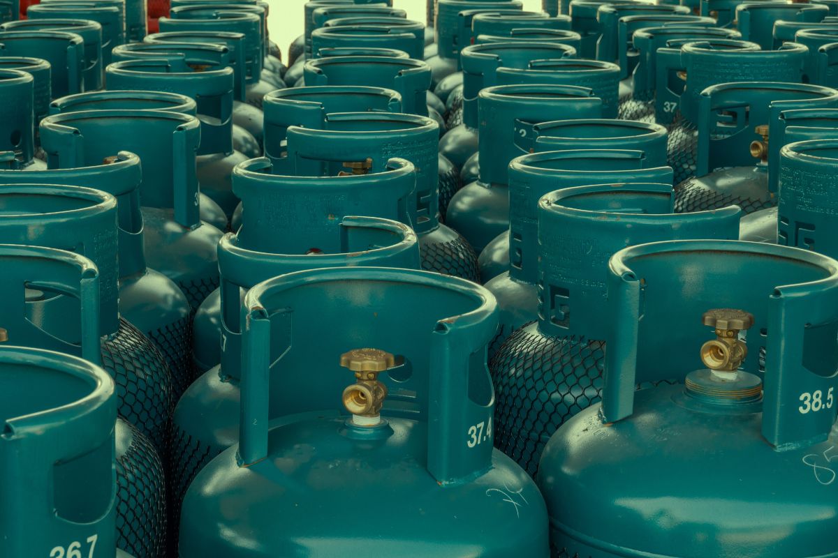 พลังงานใช้กองทุนน้ำมันอุ้ม LPG ตรึง 423 บาท/ถัง แม้ฐานะกองทุนติดลบเพิ่ม 7.18 หมื่นล้าน