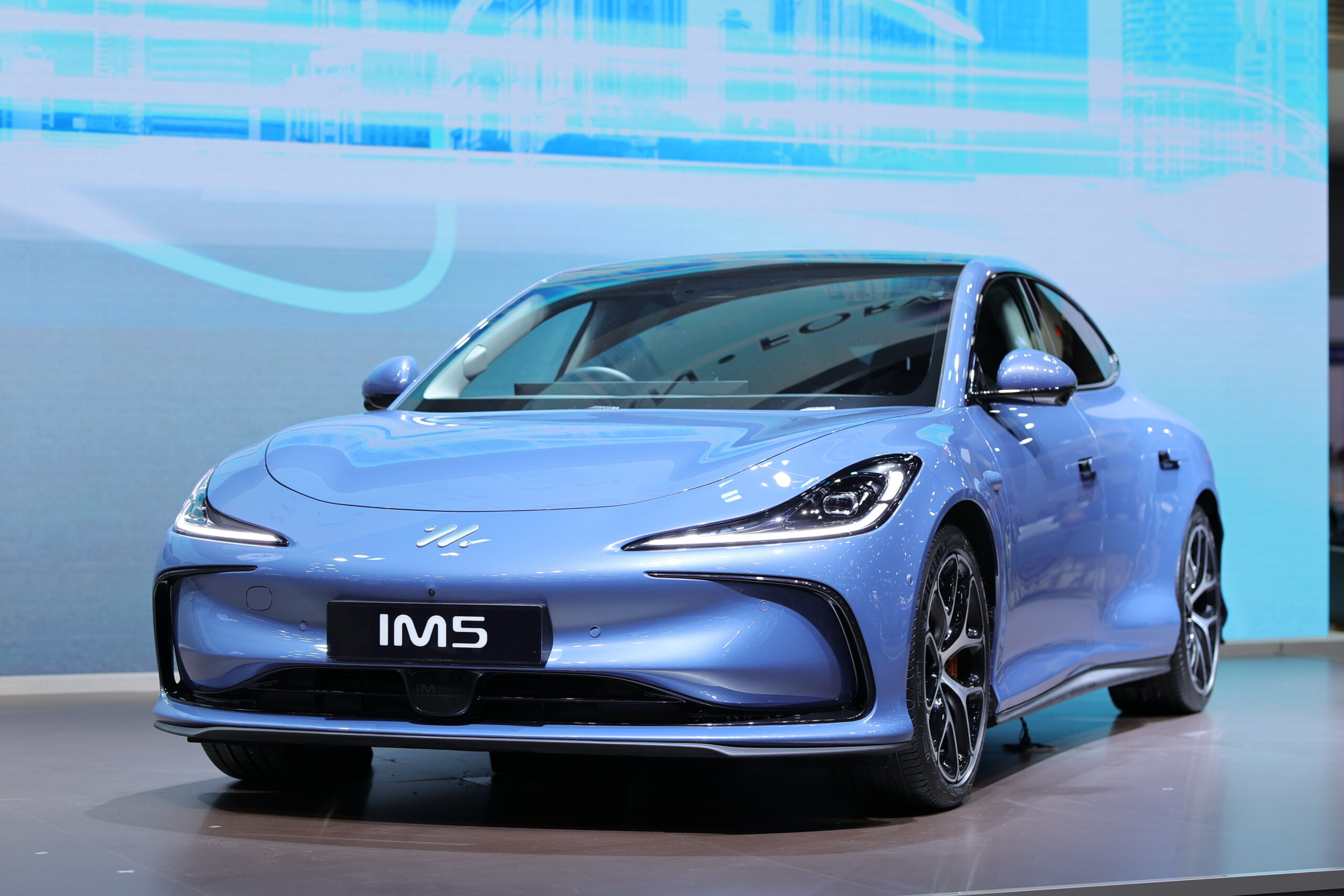 เอ็มจี อวดโฉม MG IM5 – MG ETERRON 9 ครั้งแรกใน Motor Expo 2025