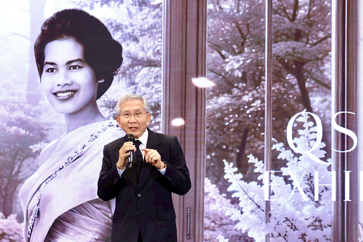 หมอมะเร็งเต้านมมือหนึ่ง นพ.กฤษณ์ จาฏามระ ซาบซึ้งพระทัยพระพันปีหลวง