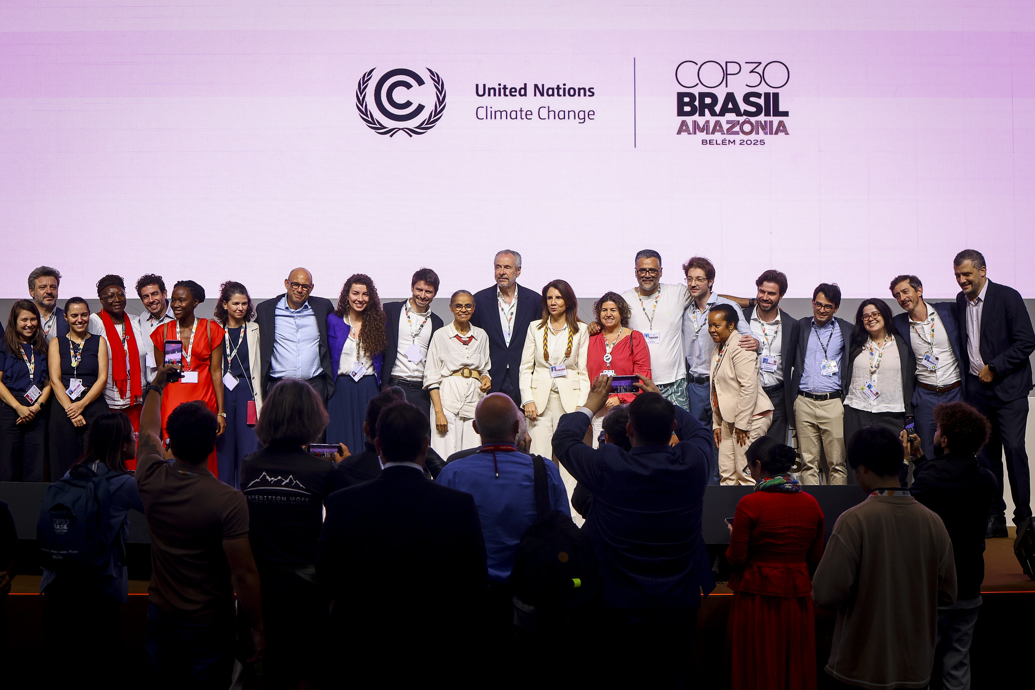 ผลลัพธ์ COP30 โลกแยกสองขั้ว เทรนด์ ‘อนาคตเชื้อเพลิงฟอสซิล’