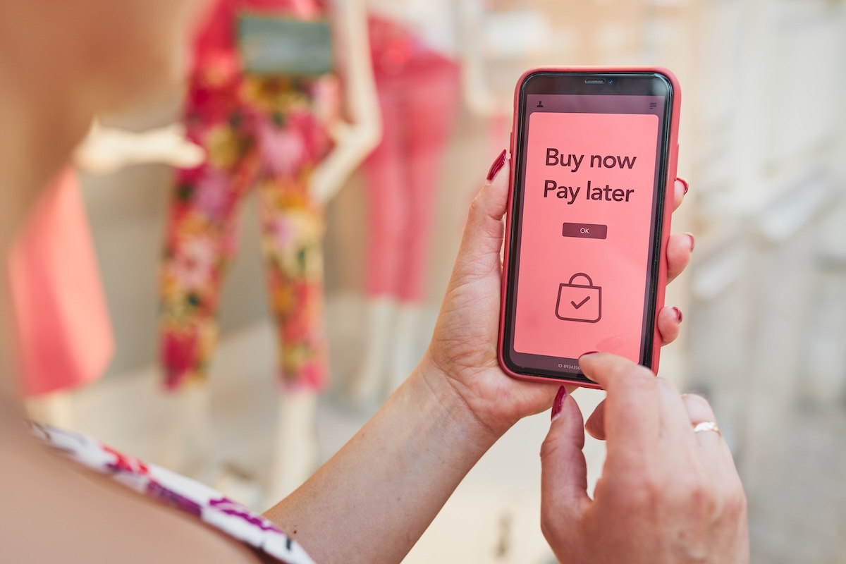 สัญญาณอันตราย Buy Now Pay Later ความสะดวกสู่โจทย์ ‘หนี้เสีย’ ปี’69