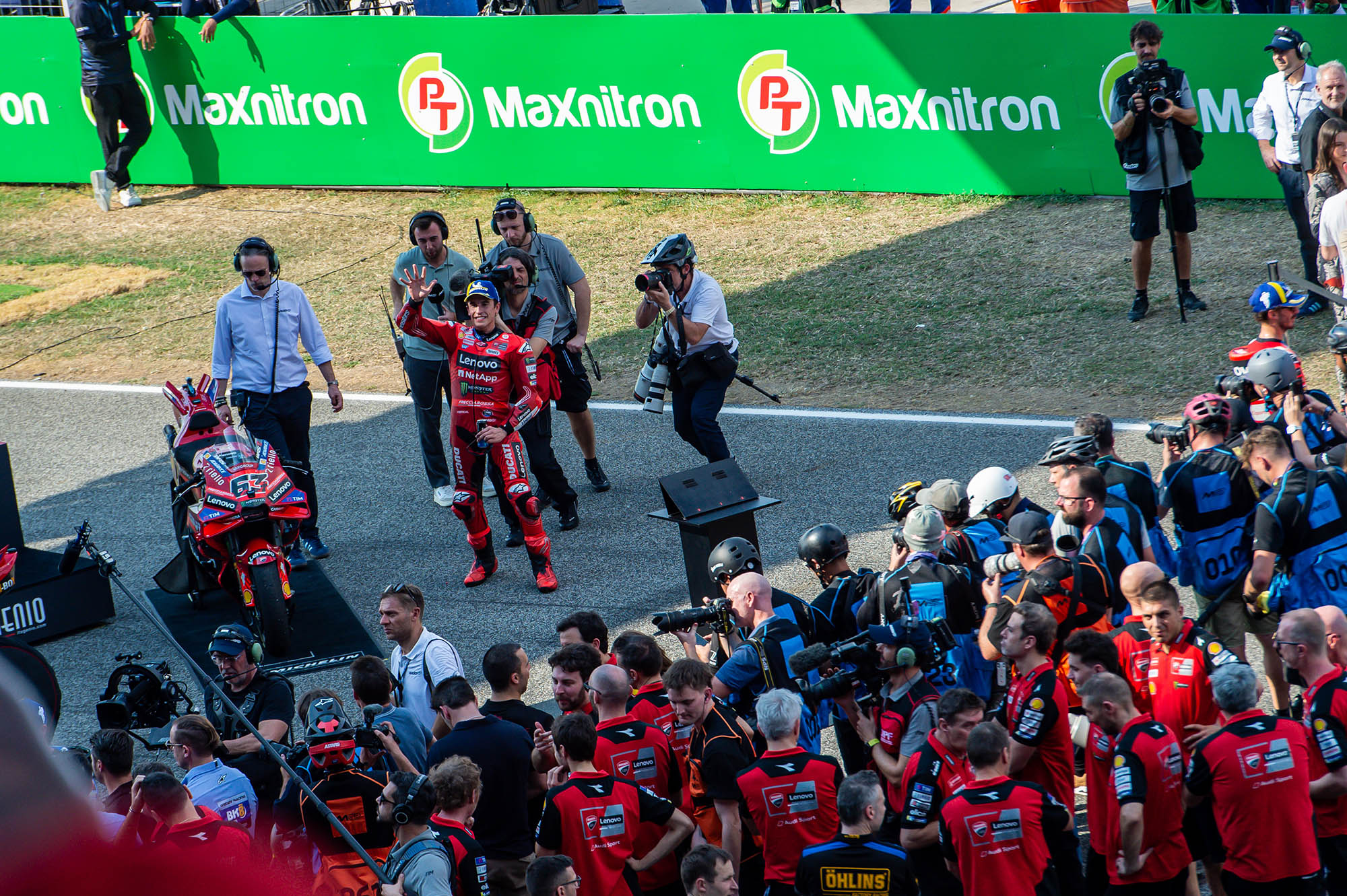 โมโตจีพี เปิดตัว ของที่ระลึก Rider Stand 2026 “มาร์เกซ –กวาร์ตาราโร”