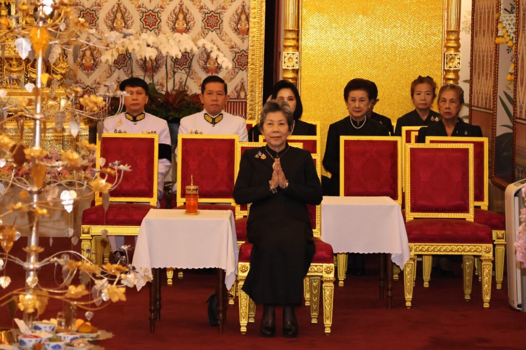 หม่อมเจ้าศรีสว่างวงศ์ ยุคล ทรงบำเพ็ญพระราชกุศลถวายพระบรมศพ ‘พระพันปีหลวง’