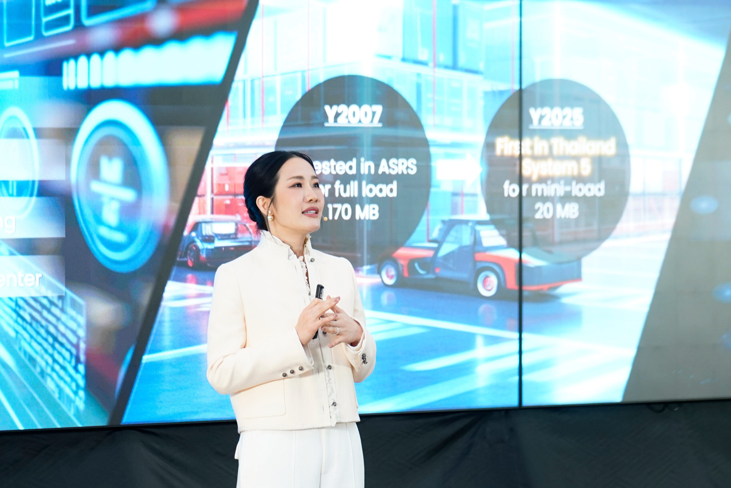 SYNNEX โชว์โกดังอัตโนมัติ ตั้งเป้าโต 5.3 หมื่นล้าน ท้าทายวิกฤตคอมพ์แพง