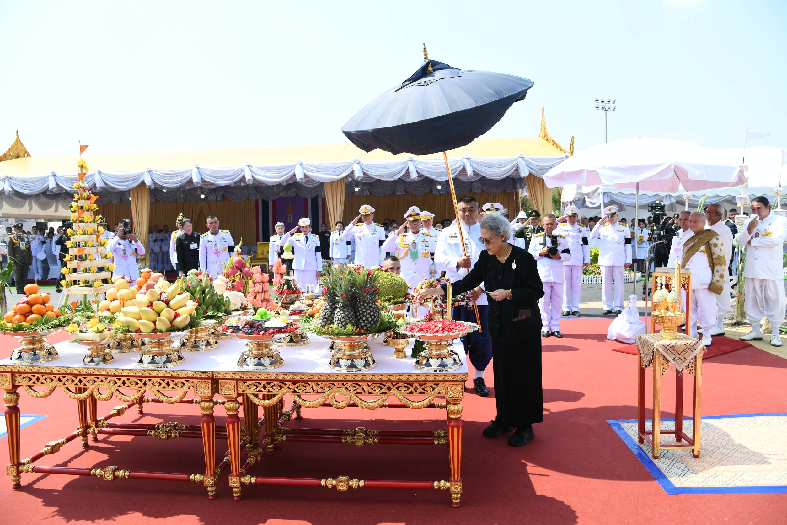 กรมสมเด็จพระเทพฯ ทรงประกอบพิธีปักหมุดวางผังก่อสร้างพระเมรุมาศ พระราชพิธีถวายพระเพลิงพระบรมศพ สมเด็จพระพันปีหลวง