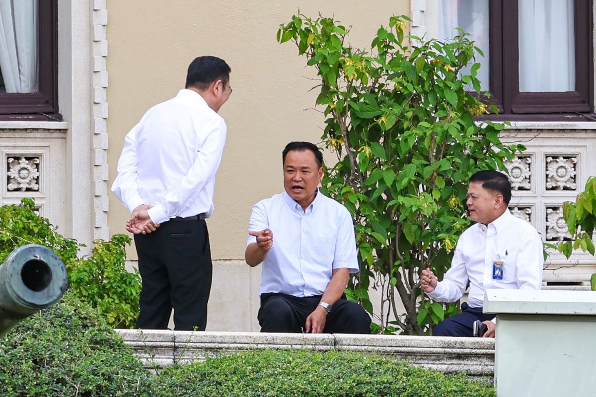นายกฯ ถกเครียดจับตาถ่ายโอนภารกิจ ‘กอ.รมน. ภาค 4 ส่วนหน้า’ มากรมการปกครอง