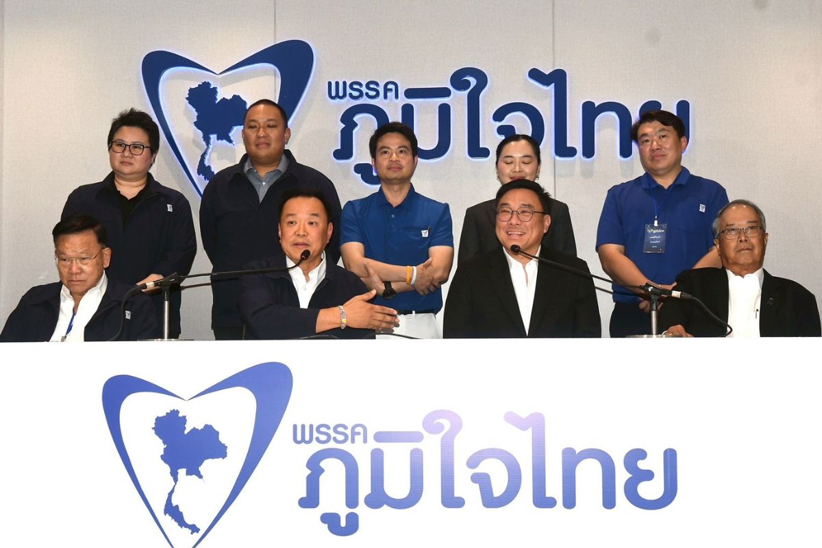อนุทิน ประกาศชัดพรรครัฐบาล ไม่เกิน 300 เสียง แจงเหตุไร้ ‘กธ.-ปชป.’ ง่ายต่อการบริหาร