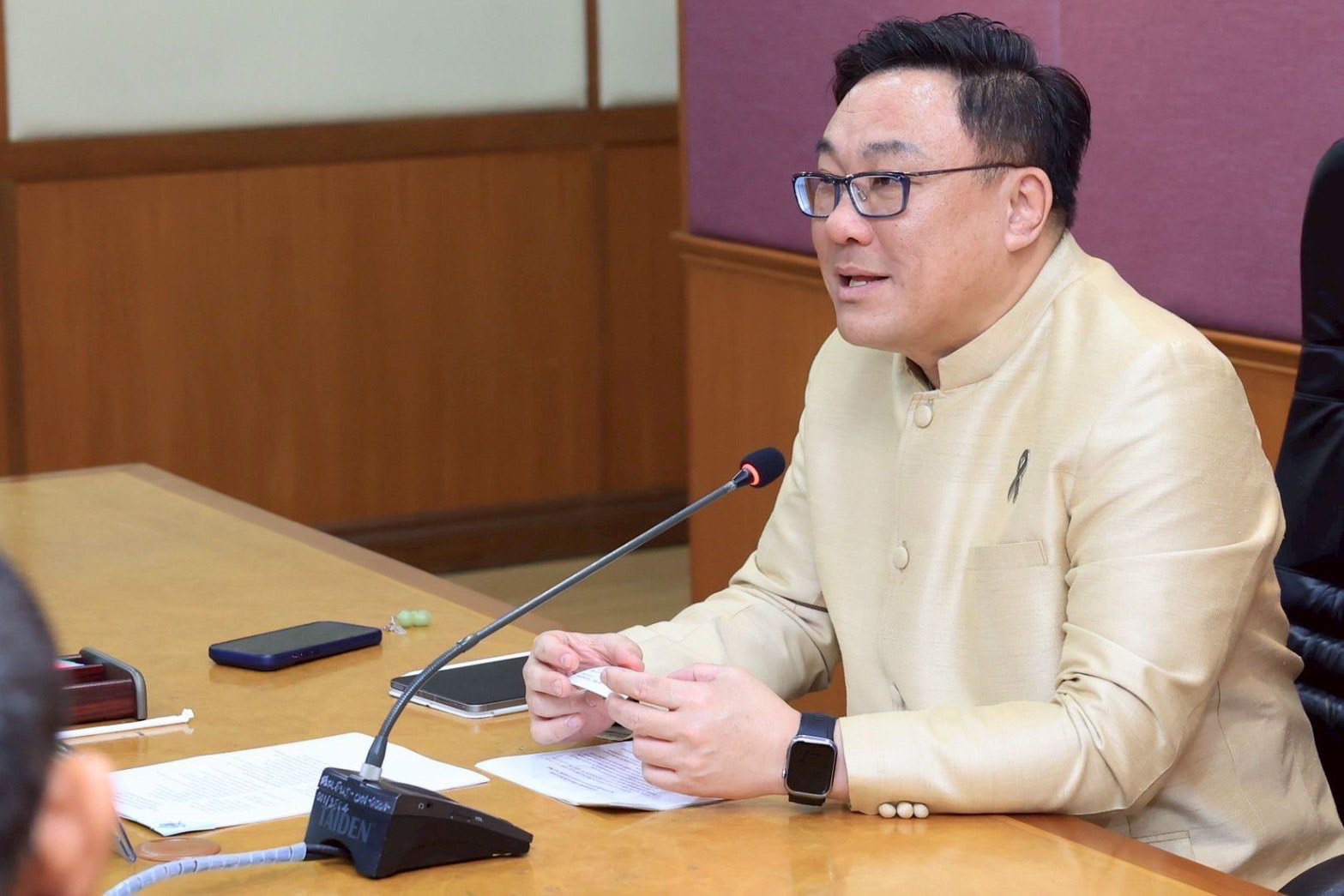 จุลพันธ์ ย้ำวันแรงงานต้องได้หยุด หากทำงานได้ต้องเพิ่ม