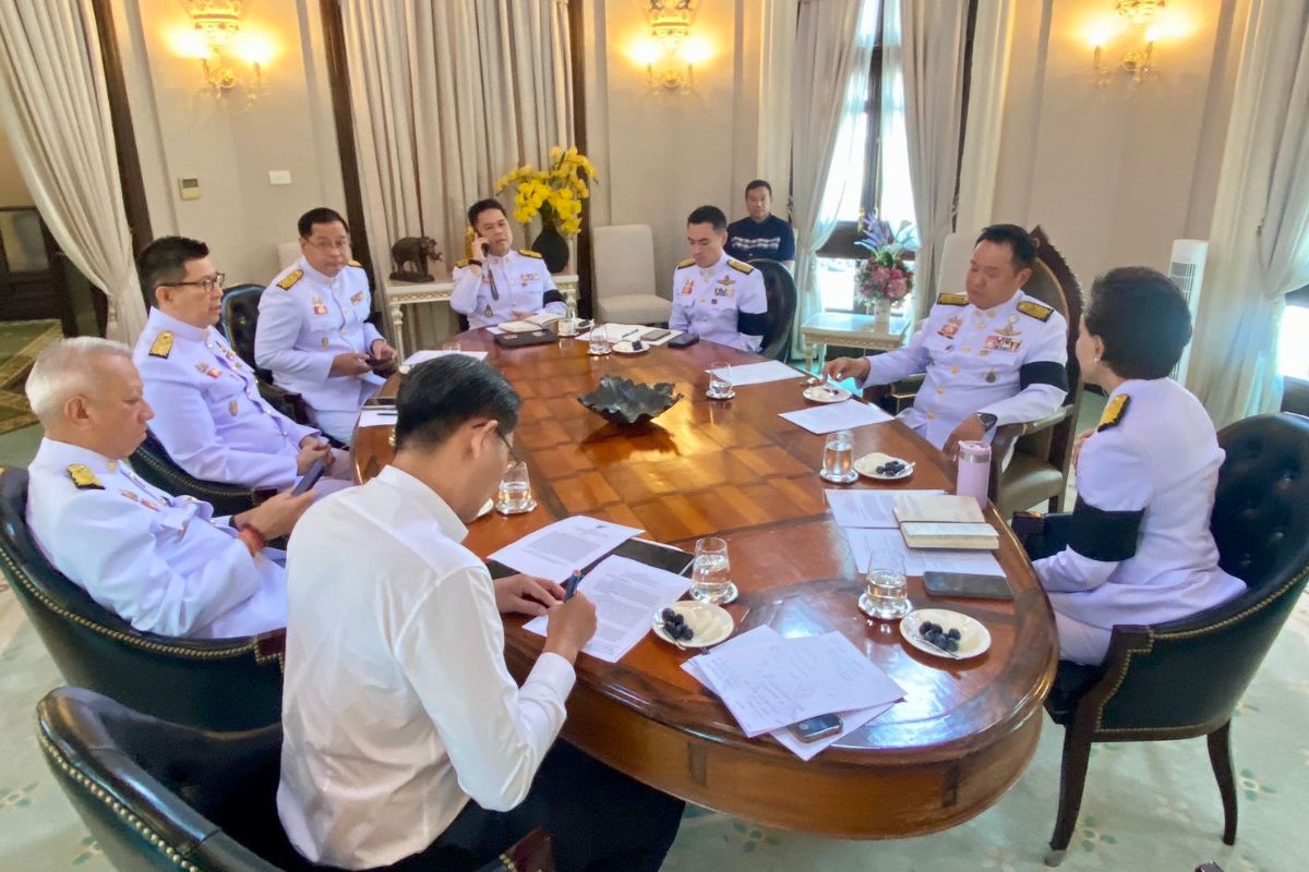 นายกฯ ถกทีมเศรษฐกิจ คุยปมรื้อโครงสร้างราคานํ้ามัน ก่อนประชุม ครม.นัดพิเศษ