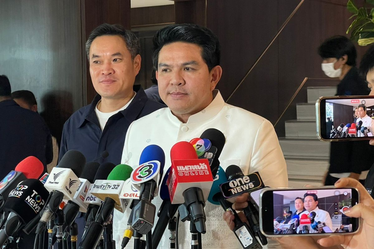 สุรศักดิ์แจงไอเดียเก็บคนไทยเที่ยวนอก 1 พันแค่ศึกษา ไม่กระทบกลุ่มไปเรียน-ทำงาน