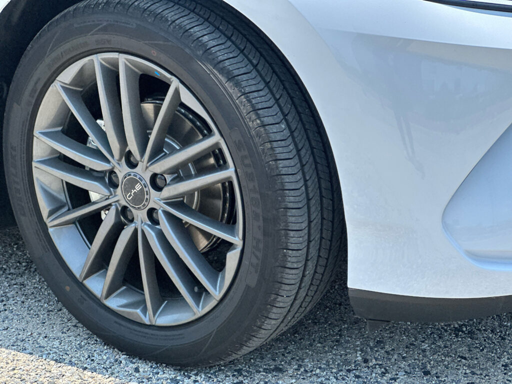 BYD SEAL 6