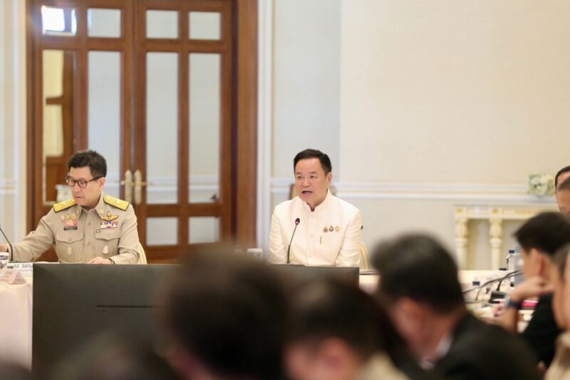 นายกฯ นำถก กรอ.นัดแรก ยกเป็น ‘ครม.เศรษฐกิจพลัส’ ชงรัฐบาลได้ทันที