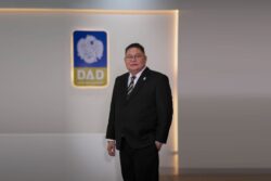 ธพส.ตั้ง ‘ธีธัช สุขสะอาด’ อดีต “ผู้ว่าฯการยาง-ผอ.องค์การตลาด” นั่งเก้าอี้กรรมการผู้จัดการคนใหม่