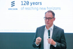 อีริคสัน อ่านเทรนด์ 5G-AI ชงเร่งใช้ 3500MHz ก่อน 6G
