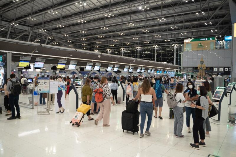 “ท่องเที่ยวไทย” ทรงตัว คาดทั้งปีนักท่องเที่ยวต่างชาติ 33  ล้านคน รายได้ 2.65 ล้านล้าน