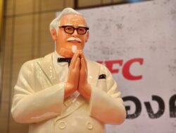 บลูมเบิร์ก เผย ไทยเบฟ เล็งขายสิทธิ์แฟรนไชส์ KFC ในไทย