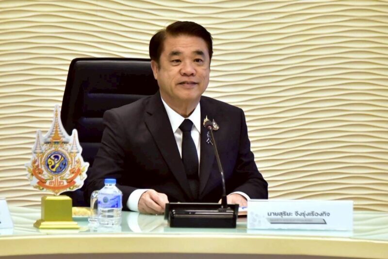 ‘สุริยะ’ ลุยประสาน กมธ.รักษางบปี’70 ย้ำโครงการจำเป็น