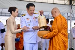 นายกฯ เป็นประธานทำบุญถวายพระราชกุศล เนื่องในวัน 12 สิงหา