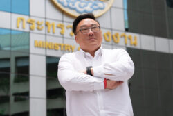 จุลพันธ์ พาเพื่อไทยกลับลุ้นแชมป์ ‘นักการเมืองเมื่อถึงเวลา ระฆังดังก็ต้องสู้’
