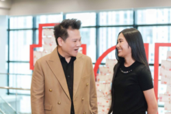 เร็ว แรง ของจริง! ทรู แบรนด์แรกเคียงข้าง “เนเน่ รอยัล” สู่เวทีระดับโลก